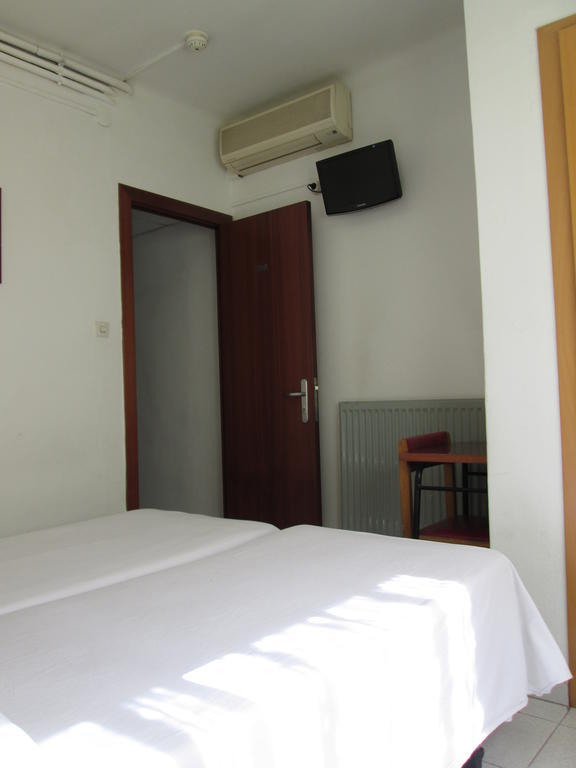 Hostal Ballestero 巴塞罗那 外观 照片