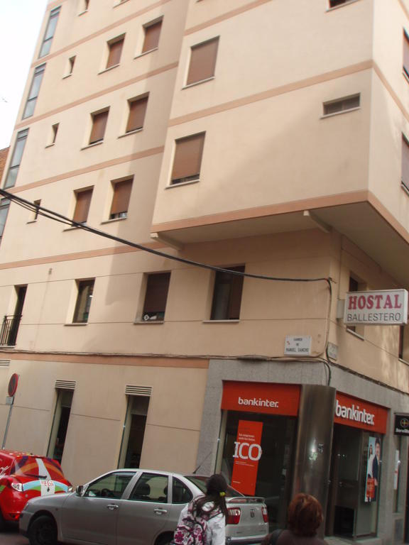 Hostal Ballestero 巴塞罗那 外观 照片